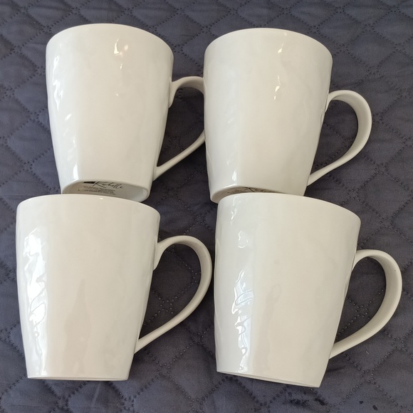 Elegant White Ceramic Mugs Set Of Four - Picture 2 of 4